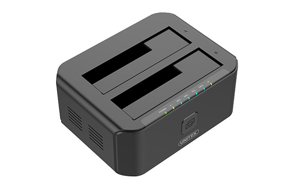 Unitek USB3.0 to SATA6G 2.5”/3.5” Dual Bay Hard Disk Docking Station 